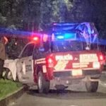 Conductor alcoholizado se impacta contra un poste en la 11 Sur; atropelló a un peatón