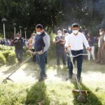 Miguel Barbosa Huerta acompaña al edil de Zacatlán en su toma de protesta