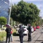Mujer intentó aventarse de un puente peatonal en San Pedro Cholula