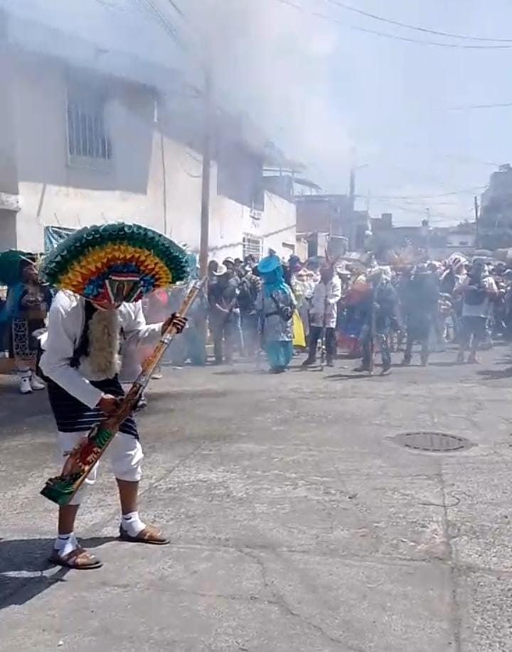 Apesar del asesinato de una joven en la ciudad de Puebla se siguen realizando carnavales