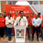 Motociclistas del municipio de Puebla tendrán que portar número de placa en chaleco o casco
