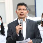 Vecinos de San Bartolo estuvieron a punto de linchar a supuestos asaltantes de una mujer; la policía detuvo a cinco.