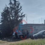 Ruta Tecali choca contra poste y deja sin luz a los habitantes del Centro Histórico.