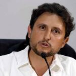 Eduardo Rivera Pérez defiende a su patrulla que chocó con unidad del transporte público 
