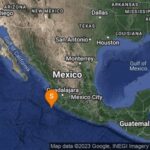 Son hallados tres hombres sin vida dentro de un vehículo en Coronango