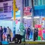 Eduardo Rivera va por vendedores de mariscos que arrojen desperdicio al drenaje