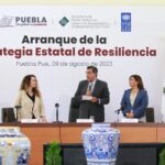 Entrega Sergio Salomón certificados a traductores de lengua indígena