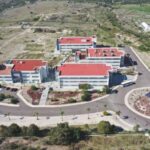 Volcadura de pipa genera cierre carretera y la caseta de San Martín Texmelucan