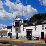 «Benito» vuelve locos a poblanos; largas filas para ingresar a Africam Safari