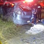 Policía auxiliar tira su pistola y dispara accidentalmente a una mujer en Plaza Dorada