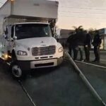 Colapsa caos vial en el Periférico Ecológico tras accidente de una nodriza