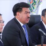 Rescatan a abuelito de morir intoxicado durante incendio Los Héroes