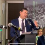 Lamenta Alejandro Armenta ataques contra feministas durante el 8M en Puebla