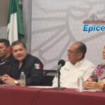 Dos personas mueren calcinadas tras brutal choque en la autopista Siglo XXI