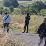 Albañiles encuentran restos humanos calcinados en Acajete