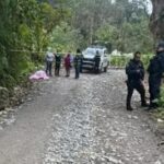 Hallan camioneta abandonada con impactos de bala en la autopista México-Puebla