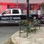 Aseguran a dos hombres armados en Texmelucan; viajaban en moto robada