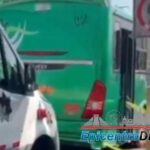 Trailero muere calcinado tras ataque armado e incendio de su unidad en la Puebla-Orizaba