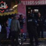 Riña entre comerciantes provoca momentos de alarma en el mercado Domingo Arenas de Texmelucan