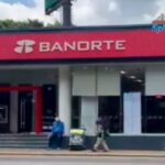 Abuelito es detenido tras atropellar a 15 personas en el Centro Histórico de Zacatlán